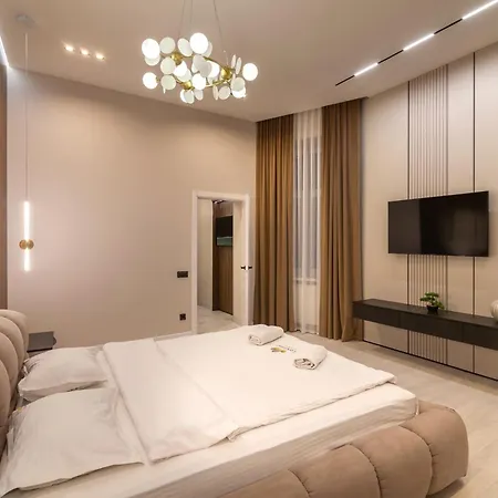 Leogrand Jacuzzi On Malaniuka 2 * Lviv